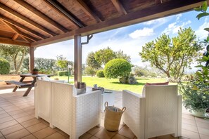 屋外ダイニングエリア