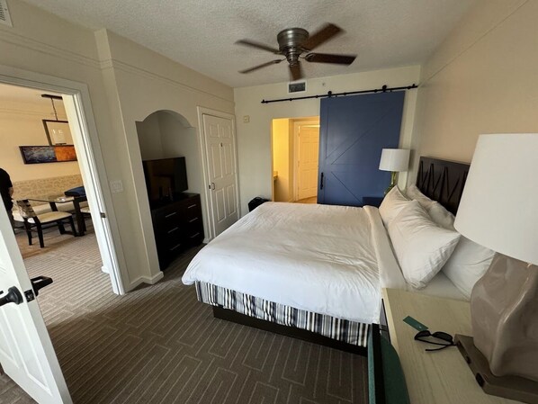 2 chambres, fer et planche à repasser, Wi-Fi, literie fournie