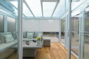 Living area - Lowena (St Ives)