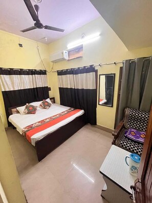 Free WiFi - Shristi Home Stay (Varanasi)