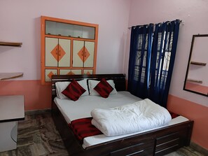 Free WiFi - Shristi Home Stay  (Varanasi)
