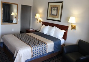 Eenvoudige eenpersoonskamer | Een strijkplank/strijkijzer, gratis wifi