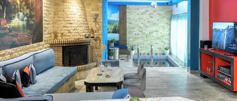 Suite, Mountain View | Living area