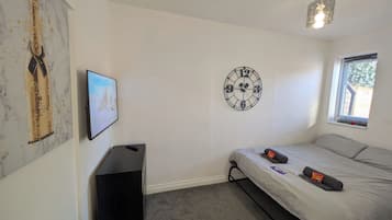 Apartment | 1 bedroom, free WiFi, bed sheets