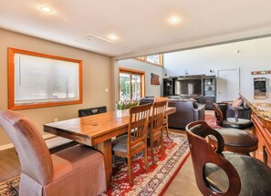 Dining - 6BR/7bath Luxury home Hot Tub in Hunter Catskills (Hunter)