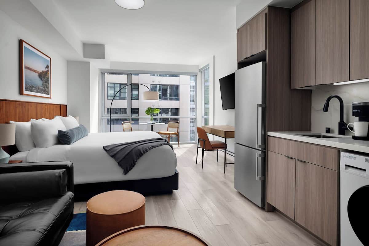 Premium bedding, pillowtop beds, desk, laptop workspace