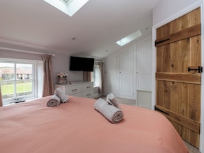 1 chambre, décoration personnalisée, ameublement personnalisé
