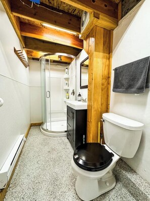 Towels, soap, toilet paper