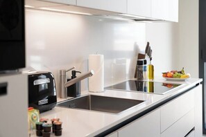 Private kitchen - Lugano Swiss Apartments Studio (Lugano)