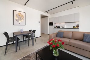 Living area - Swiss Hotel Apartments Lugano One Bedroom (Lugano)