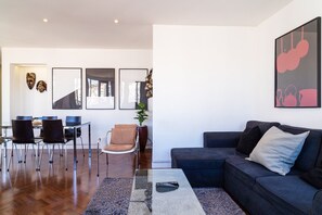 TV - GuestReady - Perfect home in the city centre (Funchal)