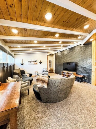 MY PLACE! Luxury 2 Bed with piano!