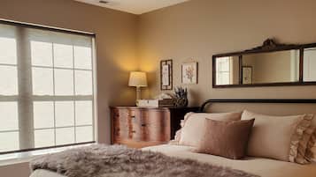2 bedrooms, iron/ironing board, free WiFi, bed sheets