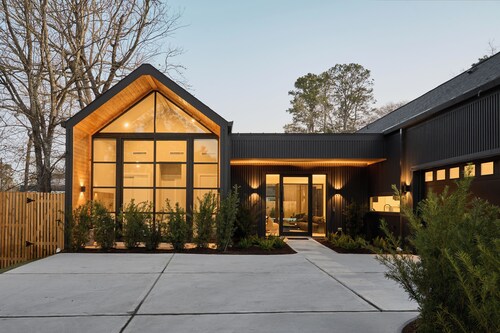 Discover The Black Oak: Forest & Chill—an entire home nestled among the trees.