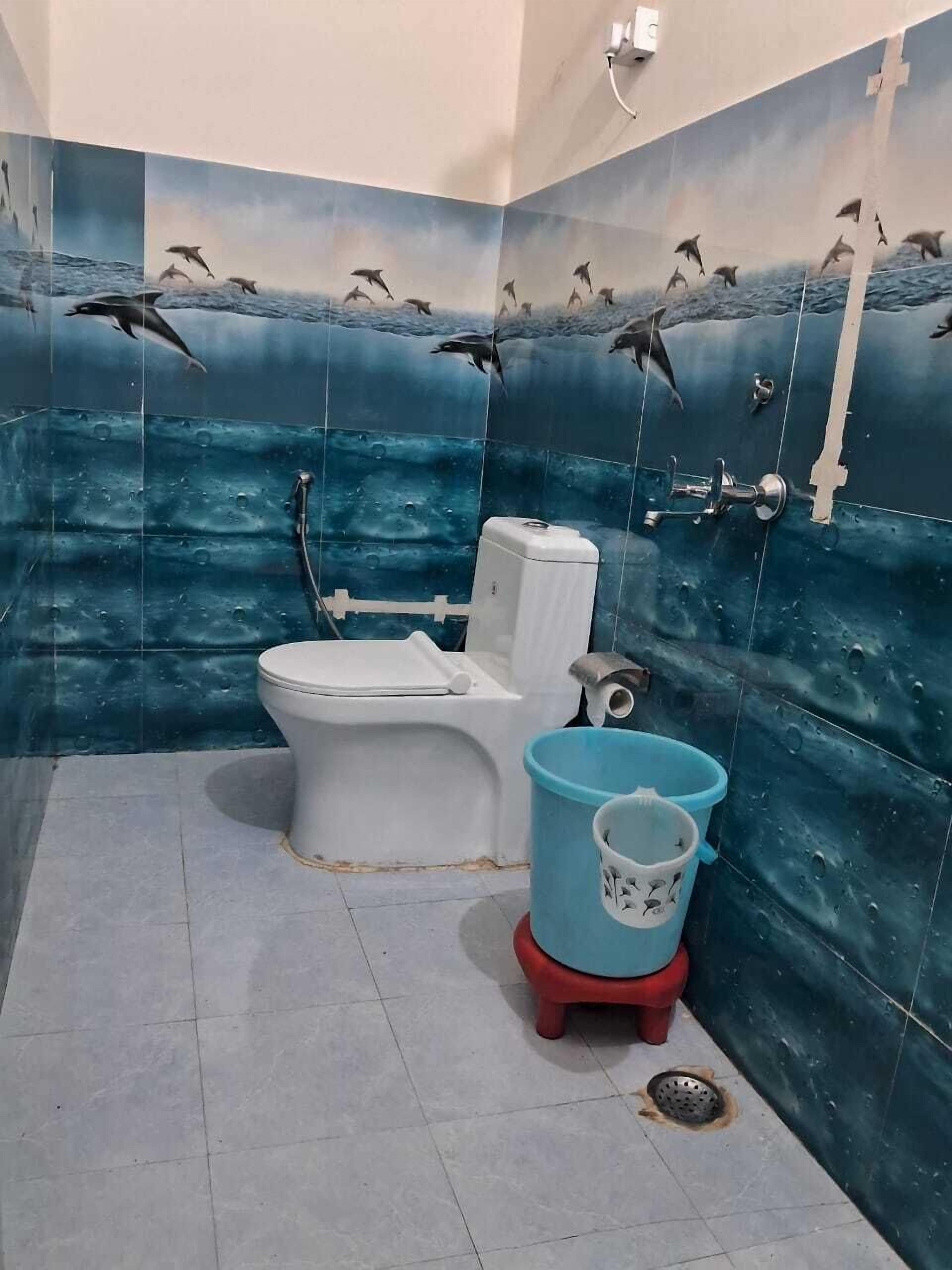 Standard Room, 1 Double Bed, Balcony, Hill View | Bathroom | Shower, free toiletries, towels, soap