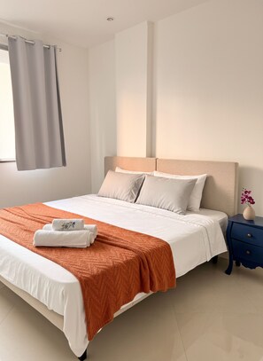 2 habitaciones, tabla de planchar con plancha y wifi gratis 