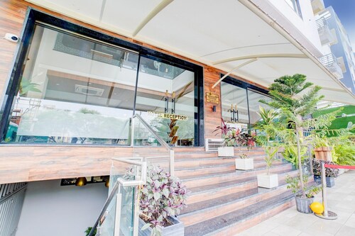 Luxirious Stays at Palette Patel Nagar