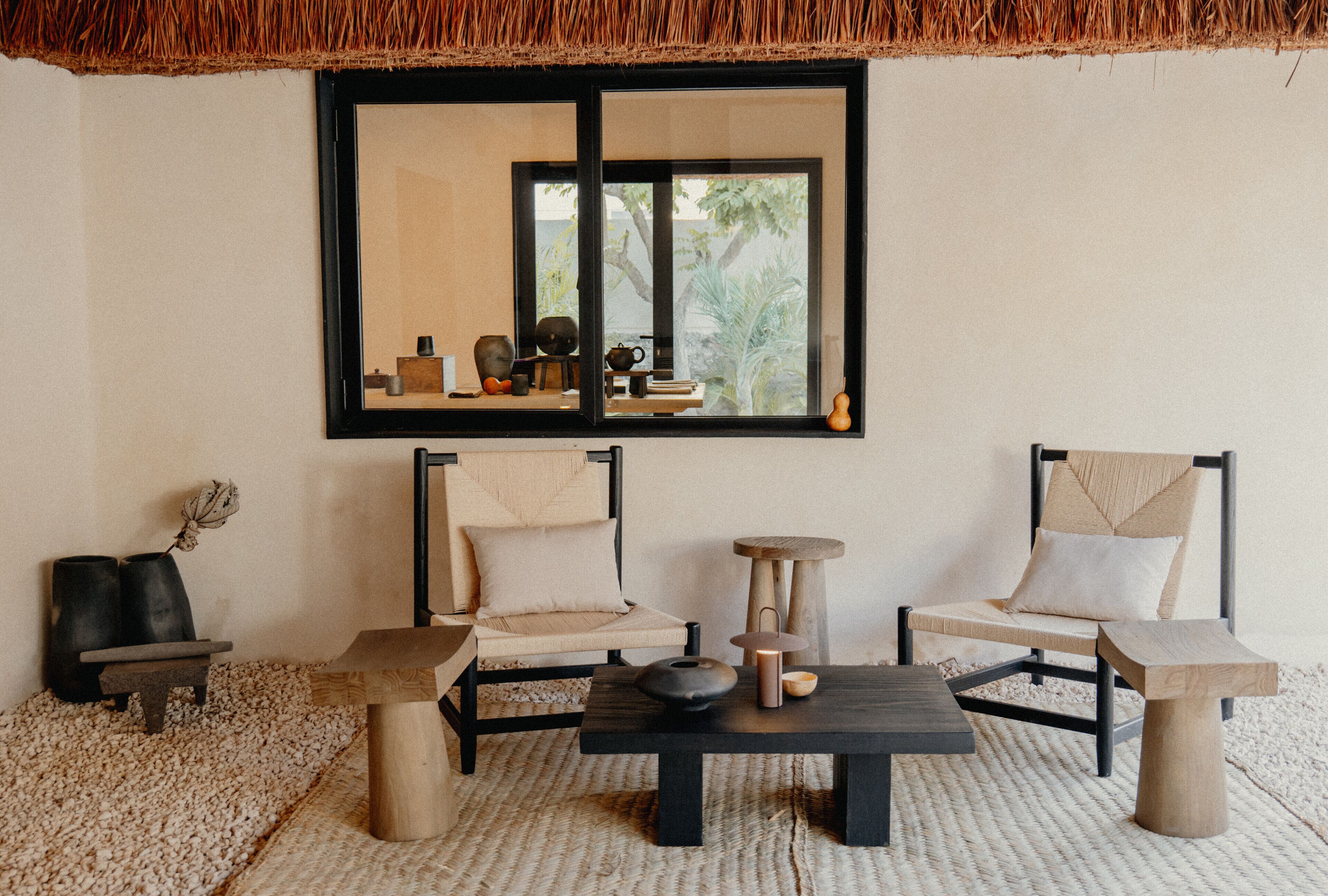 ロビーラウンジ