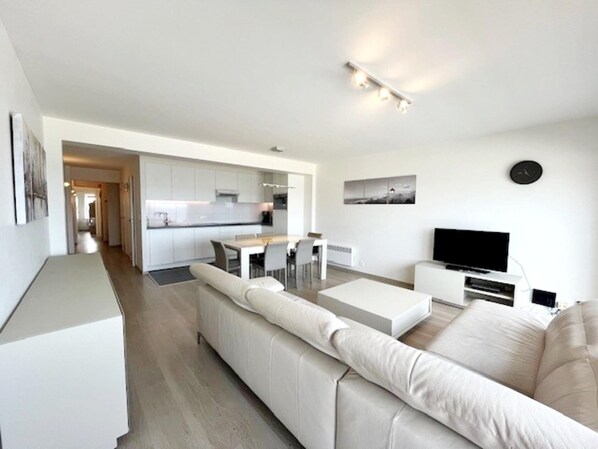 Apartment | Living room - Stylish Flat With Sea Views (De Haan)