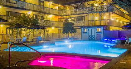 Beachcomber Resort 2bedroom/1bath Suite