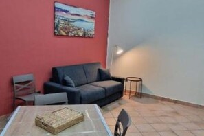 Smart TV - CARAFA RESIDENCE APARTMENT IN CITY CENTER A FEW MINUTES FROM STATION AND METRO (Napoli)