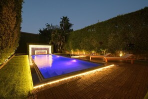 Pool - Charming 4-bedroom villa with WiFi, AC in peaceful Cairo Governorate (Cairo Governorate)