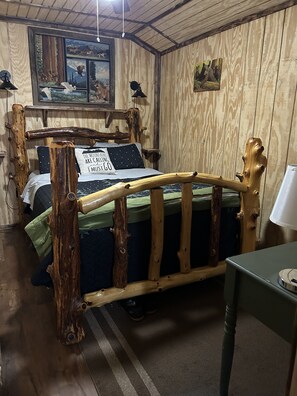 1 bedroom, bed sheets