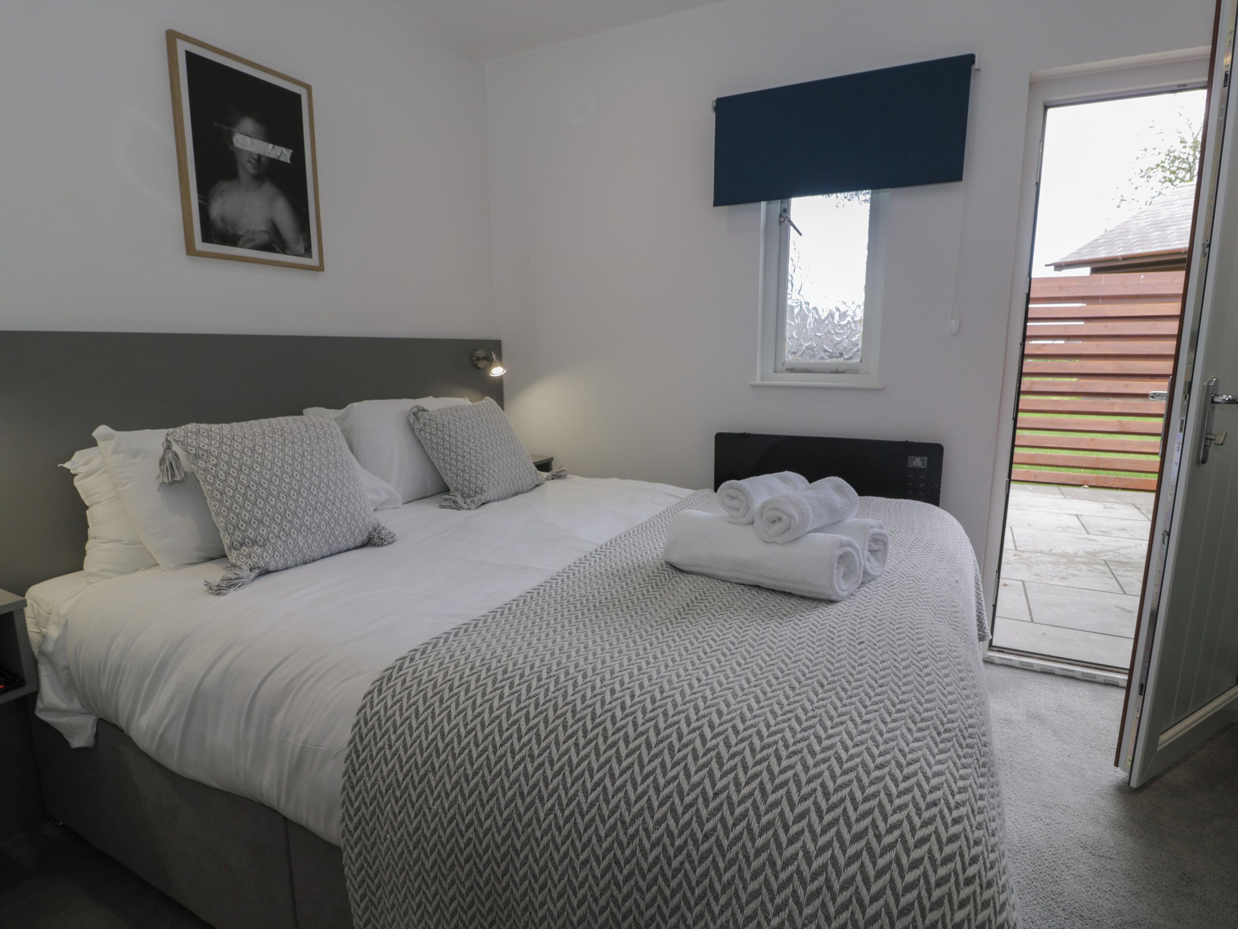 3 bedrooms, individually decorated, individually furnished, free WiFi