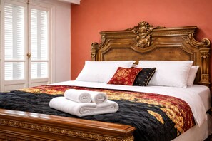 3 bedrooms, iron/ironing board, free WiFi