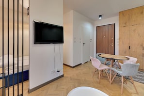 Comfort Apartment | 1 bedroom, iron/ironing board, free WiFi
