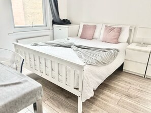 1 habitación, wifi y ropa de cama 