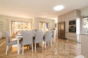 Dining - Spacious Apartment san Pedro de Alcantara (San Pedro de Alcántara)