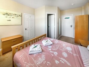 2 chambres, Wi-Fi gratuit, draps fournis