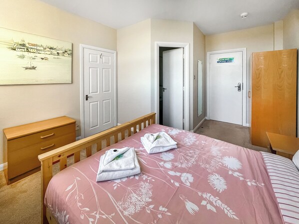 2 bedrooms, free WiFi, bed sheets