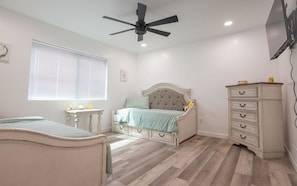 4 bedrooms, iron/ironing board, travel crib, free WiFi