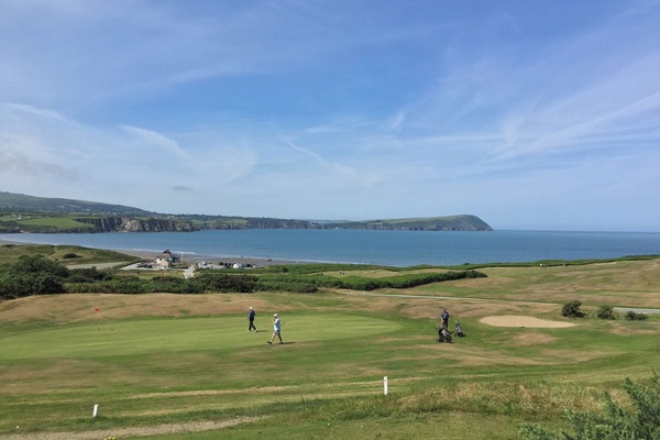 Cottage | Golf
