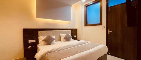 Deluxe Double Room | Soundproofing, free WiFi