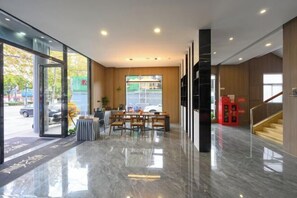 Ruang Istirahat Lobi