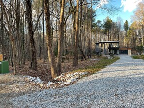 Exterior - The Enchanted Studio (Richmond)