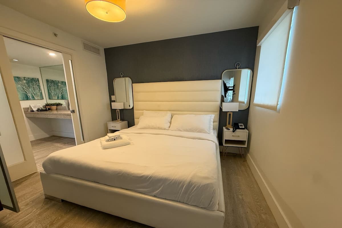 Desk, iron/ironing board, free WiFi, bed sheets