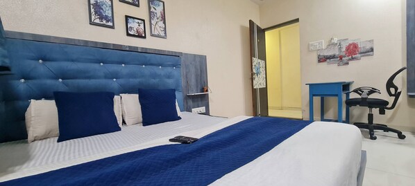 华丽双人房, 阳台, 泳池景观