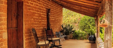 Basic Chalet (Joao de Barro) | Lanai