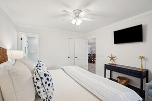 3 عدّة غرف نوم ومكواة/لوح كي وواي فاي مجانًا وملاءات أسرّة