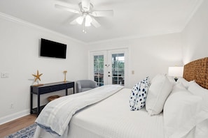 3 bedrooms, iron/ironing board, Internet, bed sheets - "Still In The Dunes" | Walk to Beach | Golf | Din (Isle of Palms)