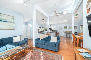 Smart TV - Point Oasis|Golf Cart·The Point Beach·Sleeps 7·EI (Emerald Isle)
