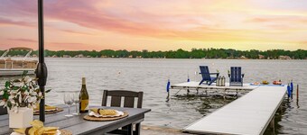 Bass Lake Luxury Stay • Private Dock & Bikes