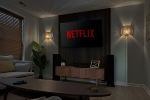 Interior - Golf Cart~VIP Beach Access~Family Fun~ Relax&Play! (Emerald Isle)