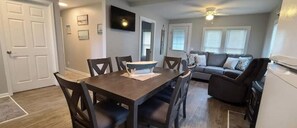 Dining - Spacious 3BR Retreat Perfect for Families! (Indian River)