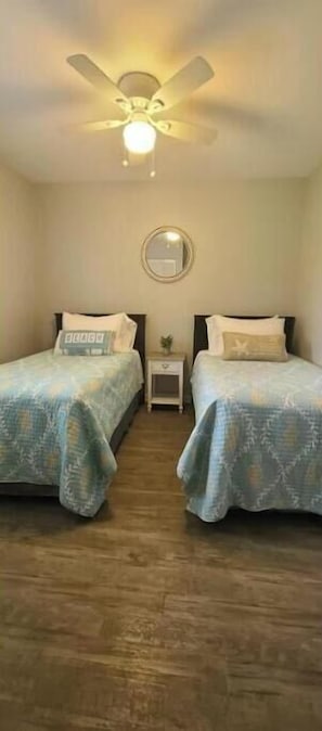 3 bedrooms, WiFi, bed sheets