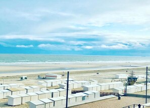 Apartment | View from property - Villa in Wenduine Near the Beach (De Haan)